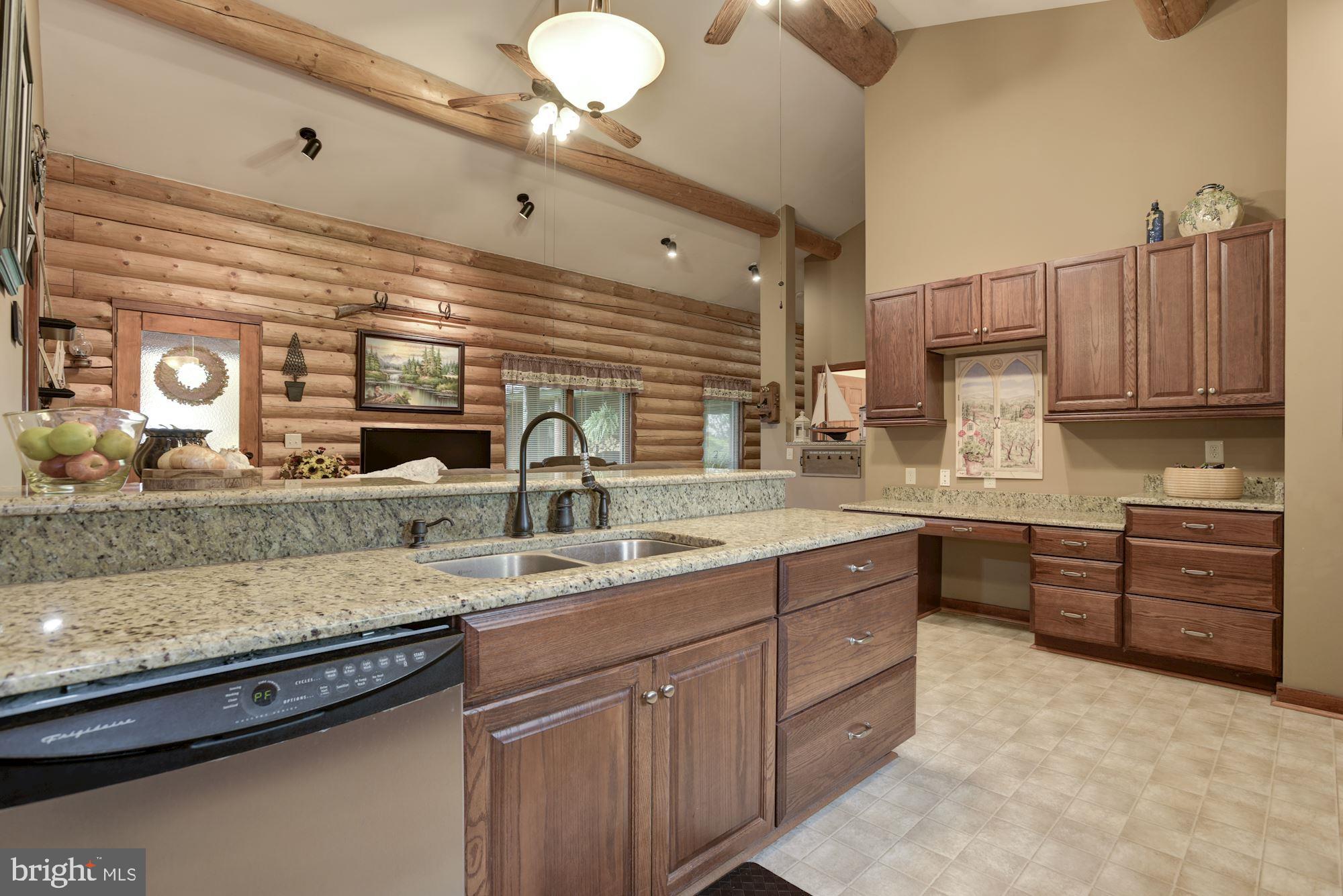 18651 Canby Road Leesburg, VA 20175 - Photo 41 of 68 In-law suite kitchen