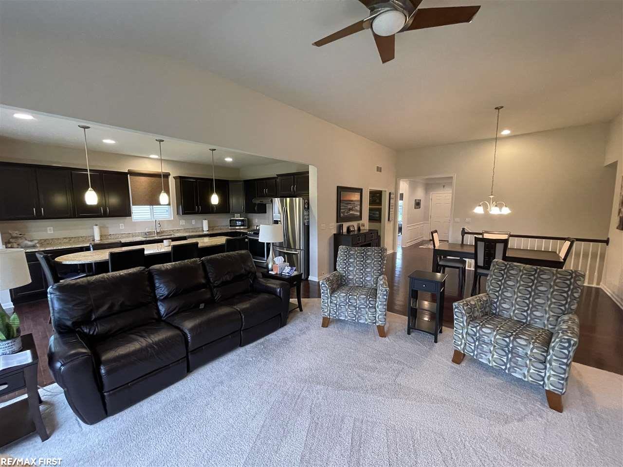 48295 Silver Lake Road Macomb, MI 48042 - Photo 15 of 41