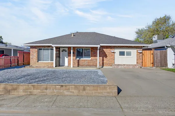 $448,000 | 5676 James Way, Sacramento, CA 95822