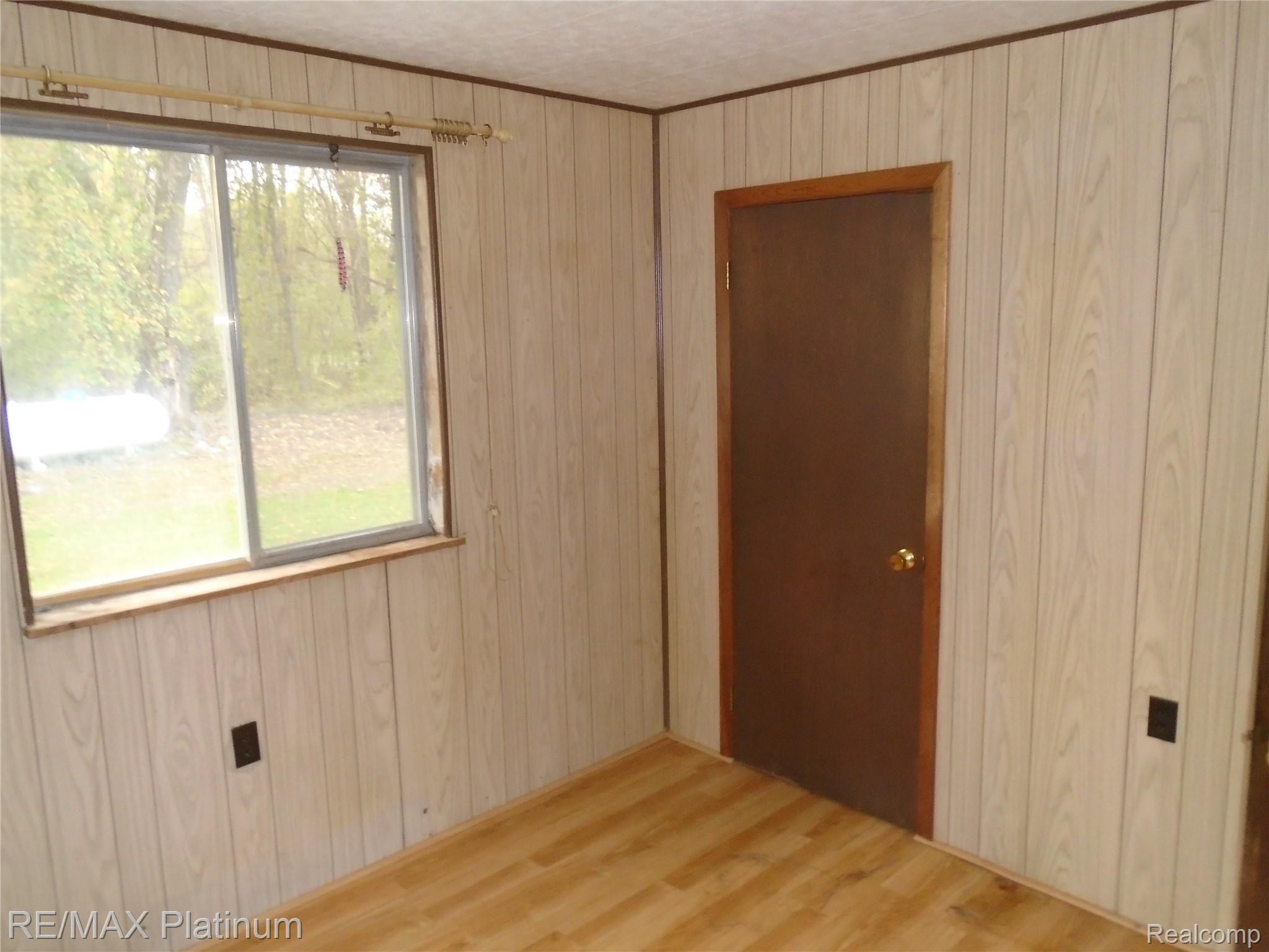 5990 Fish Lake Road Holly, MI 48442 - Photo 30 of 44 DSC04262.JPG