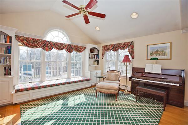 97 Manatee Road Hingham, MA 02043 - Photo 11 of 30