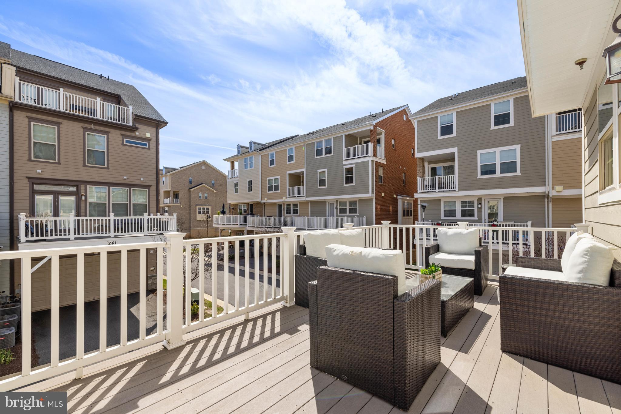 246 Baldwin Street Gaithersburg, MD 20878 - Photo 18 of 60 Deck off Kitchen