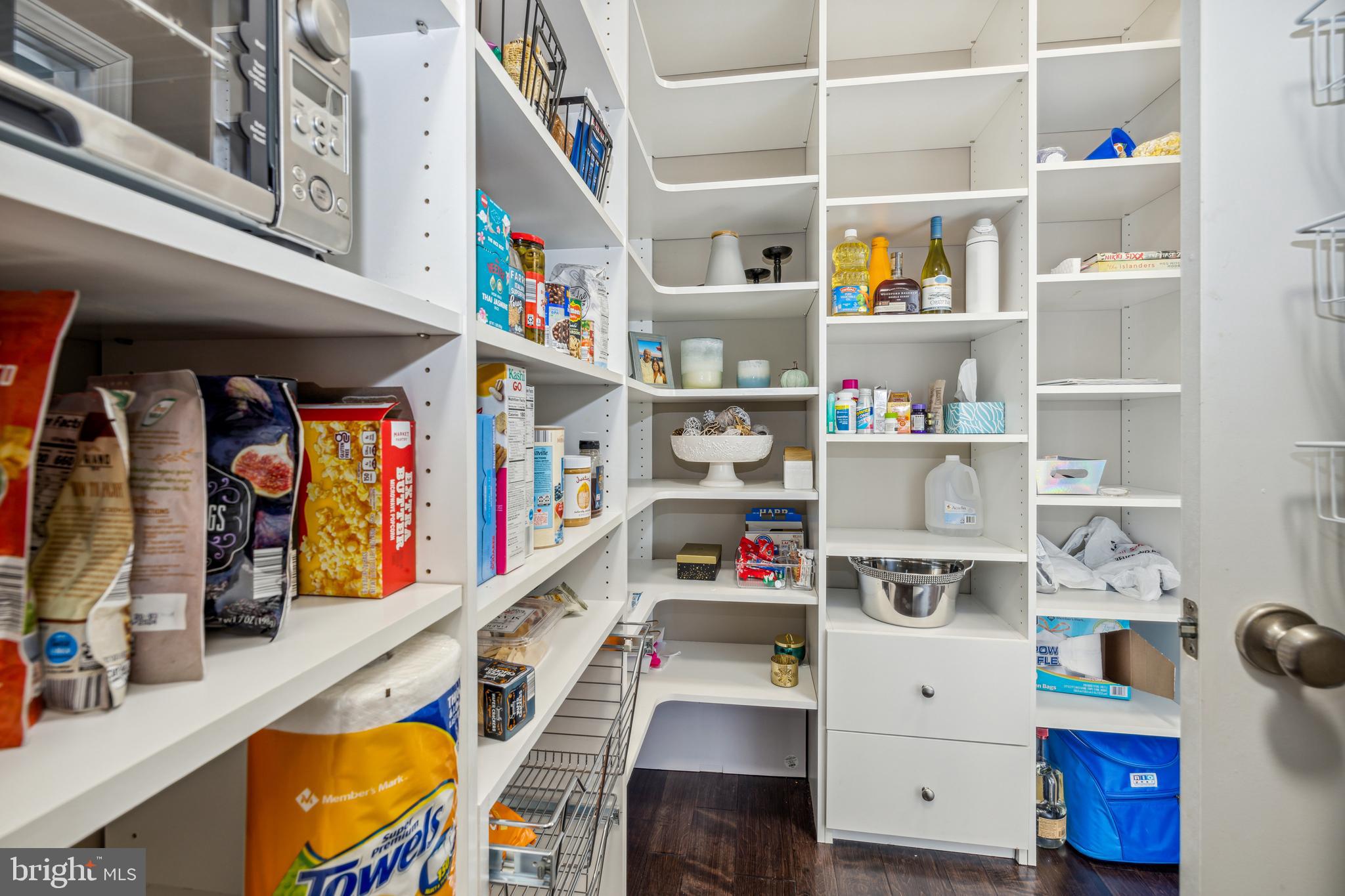246 Baldwin Street Gaithersburg, MD 20878 - Photo 19 of 60 Built-In Pantry