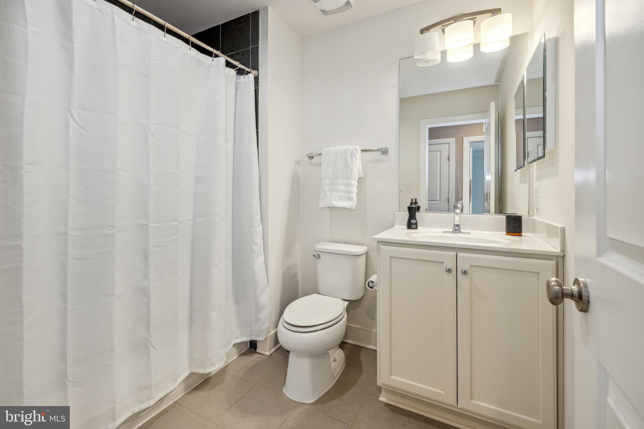 246 Baldwin Street Gaithersburg, MD 20878 - Photo 32 of 60 Bathroom