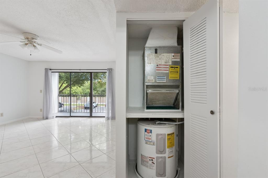 8215 Sun Spring Circle, Unit 12 Orlando, FL 32825 - Photo 9 of 31