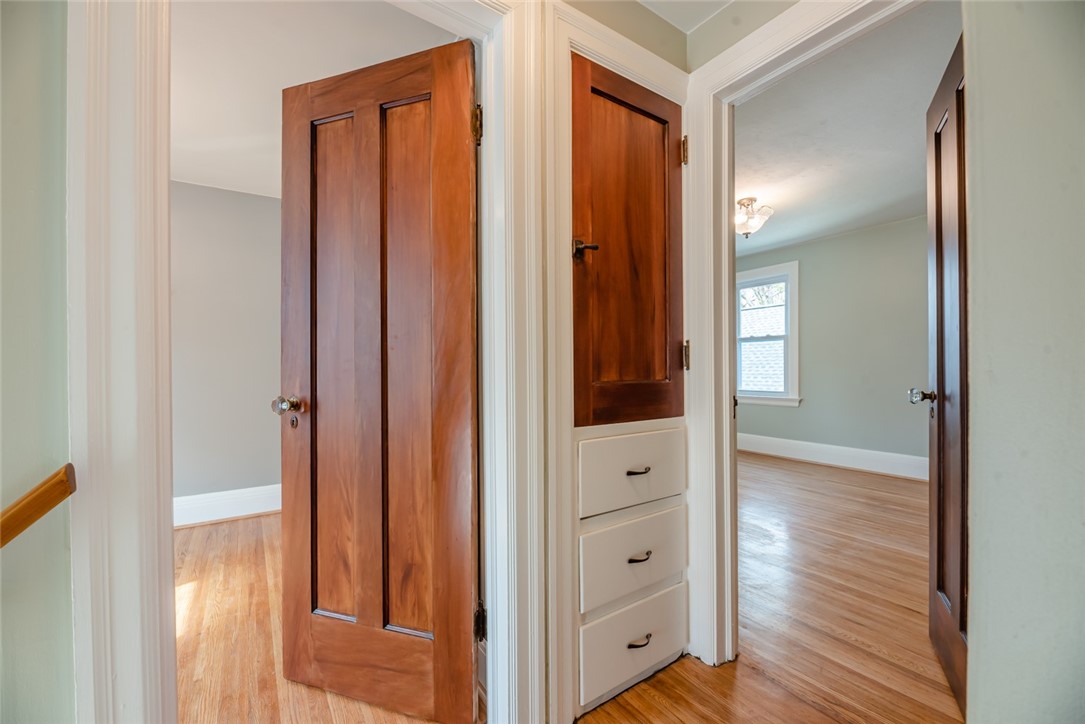 400 Laurelton Road Irondequoit, NY 14609 - Photo 18 of 38 Built in linen closet in hallway!