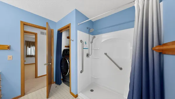 $379,000 | 302 Cross Street, Lake City, MN 55041