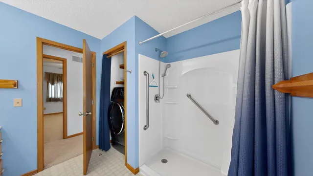 $379,000 | 302 Cross Street, Lake City, MN 55041