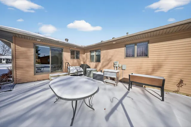 $379,000 | 302 Cross Street, Lake City, MN 55041