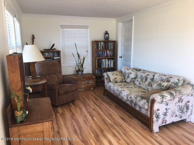 809 Forepeak Drive Forked River, NJ 08731 - Photo 2 of 13 809