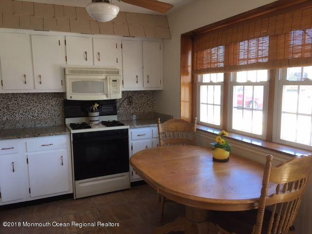 809 Forepeak Drive Forked River, NJ 08731 - Photo 5 of 13 Sunny Morning Kitchen