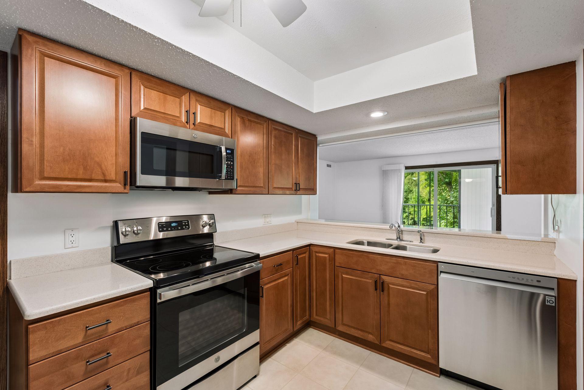 5601 Dewey Hill Road, Unit 210 Edina, MN 55439 - Photo 37 of 70 Gallery Image 37