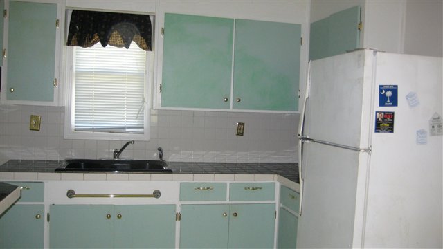 131 Snyder Road Easley, SC 29640 - Photo 5 of 13