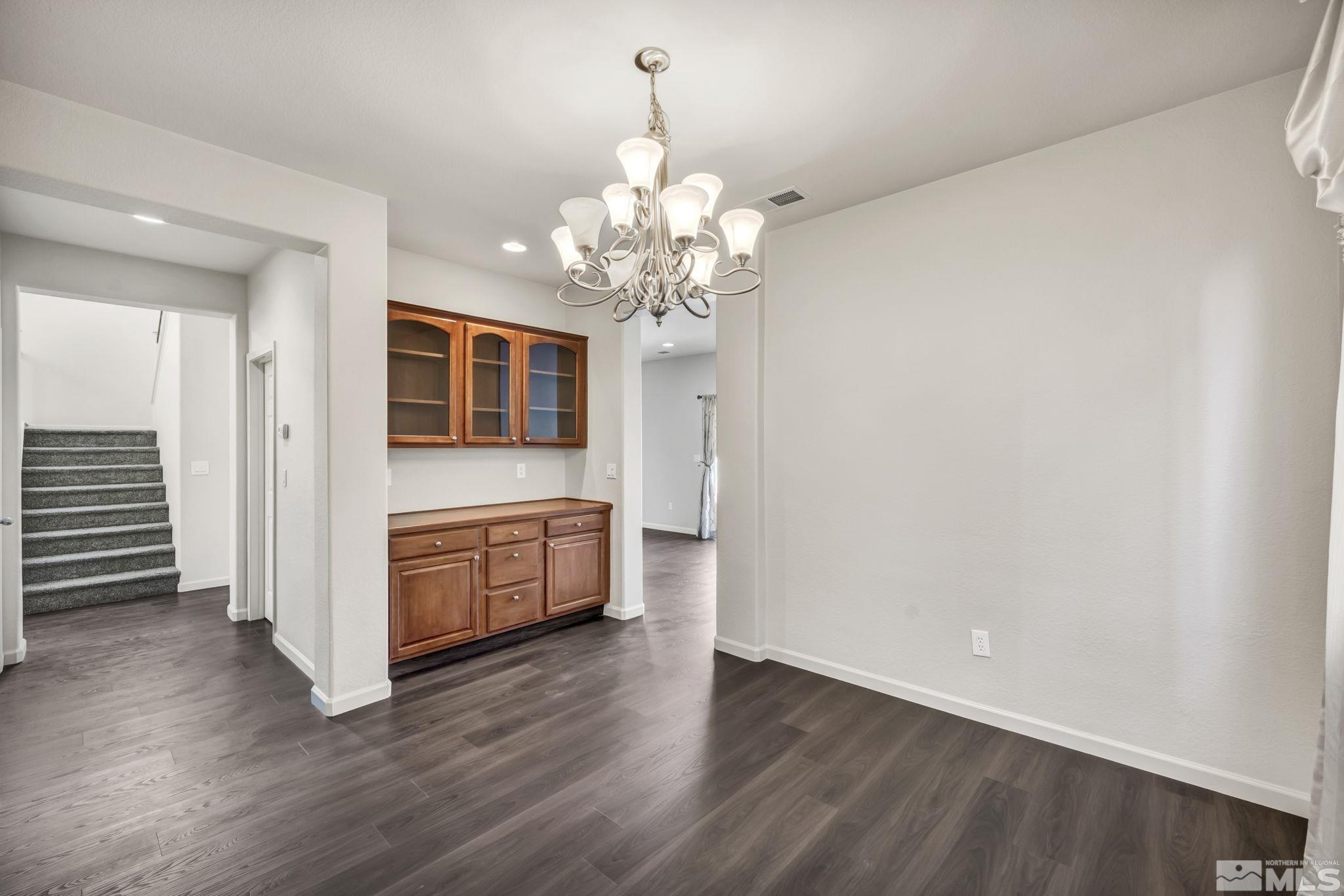 1250 Silver Crest Circle Reno, NV 89523 - Photo 5 of 31 Photo 5
