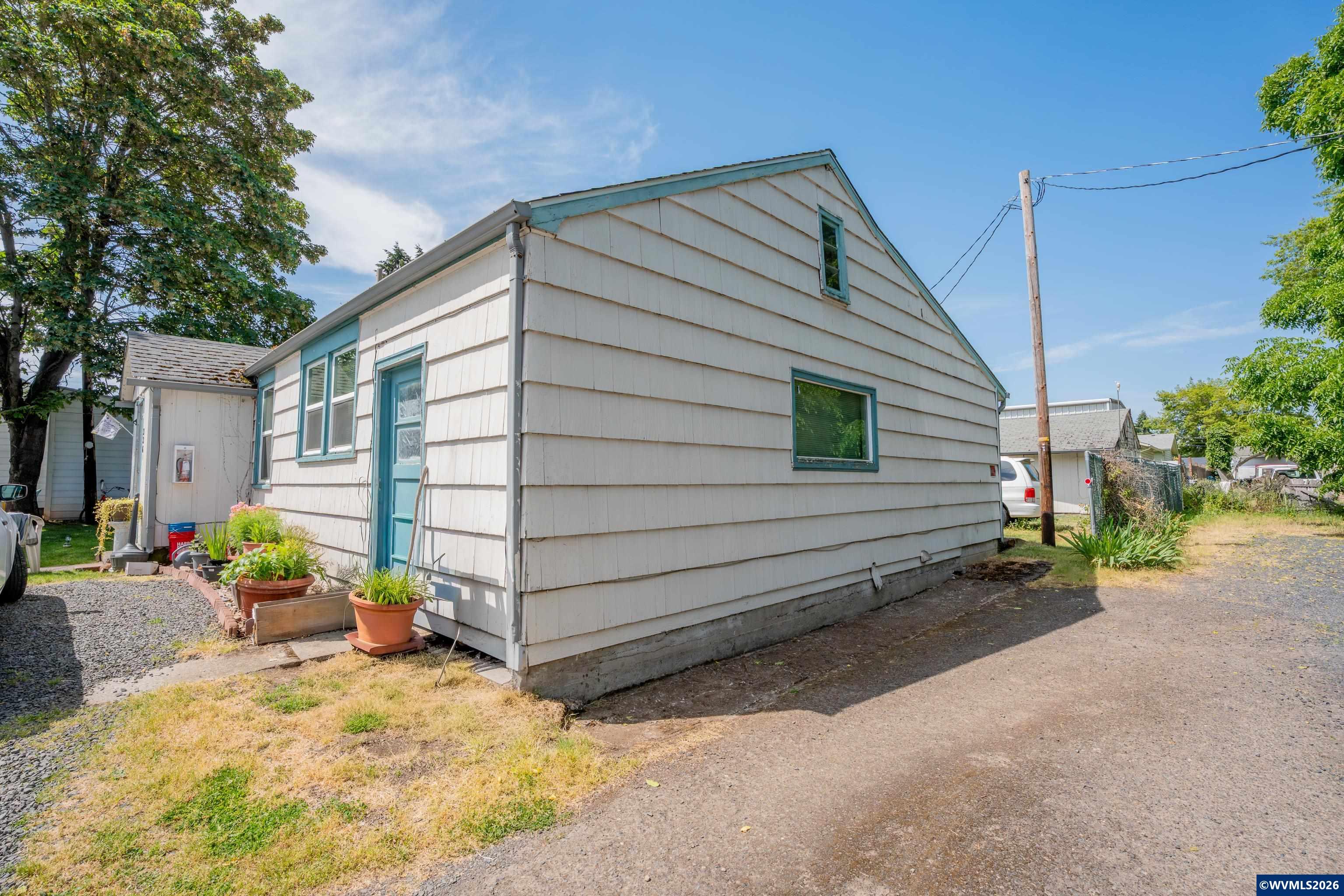 340 South Main Street Lebanon, OR 97355 - Photo 4 of 10