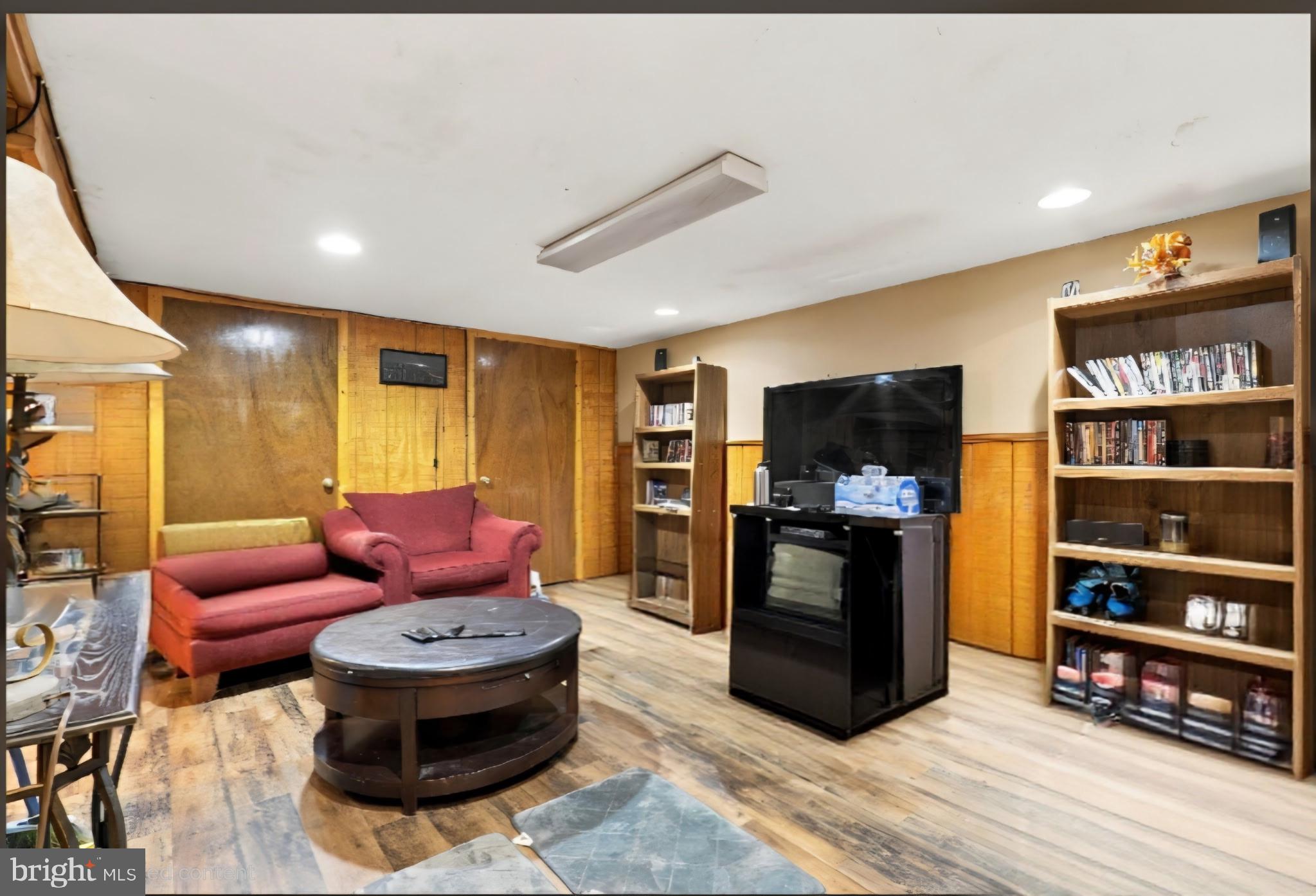 1644 Huntingdon Road Abington, PA 19001 - Photo 19 of 24 Gallery Image 19