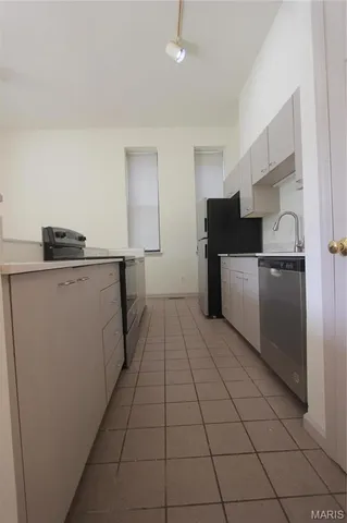 $1,400 | 3904 Shenandoah Avenue, St. Louis, MO 63110