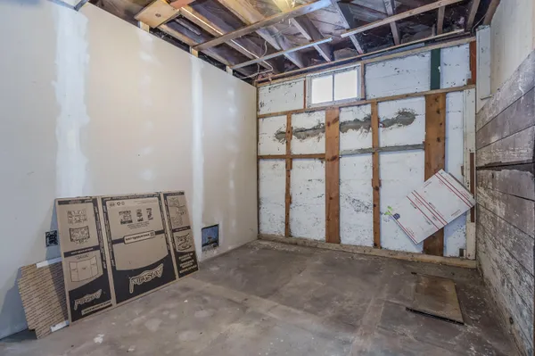 $181,000 | 109 North Webster Street, Augusta, MI 49012