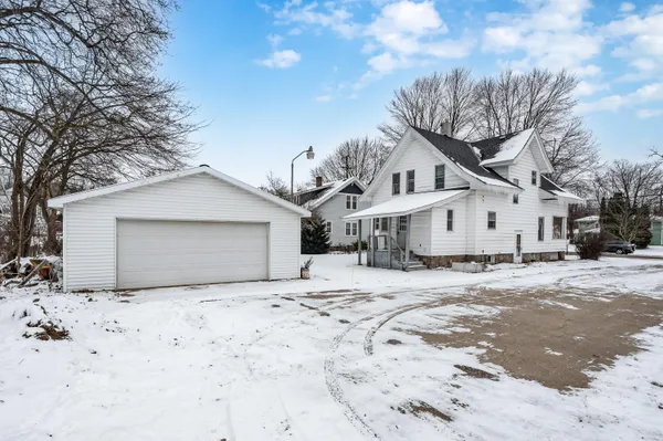 $181,000 | 109 North Webster Street, Augusta, MI 49012