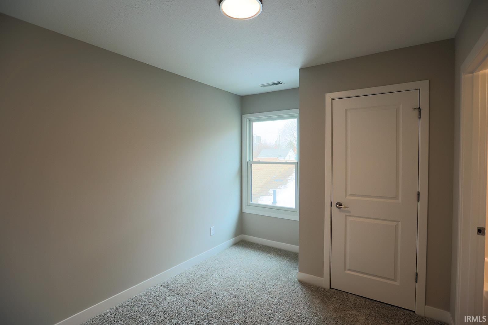 838 Lavina Street Fort Wayne, IN 46802 - Photo 24 of 30