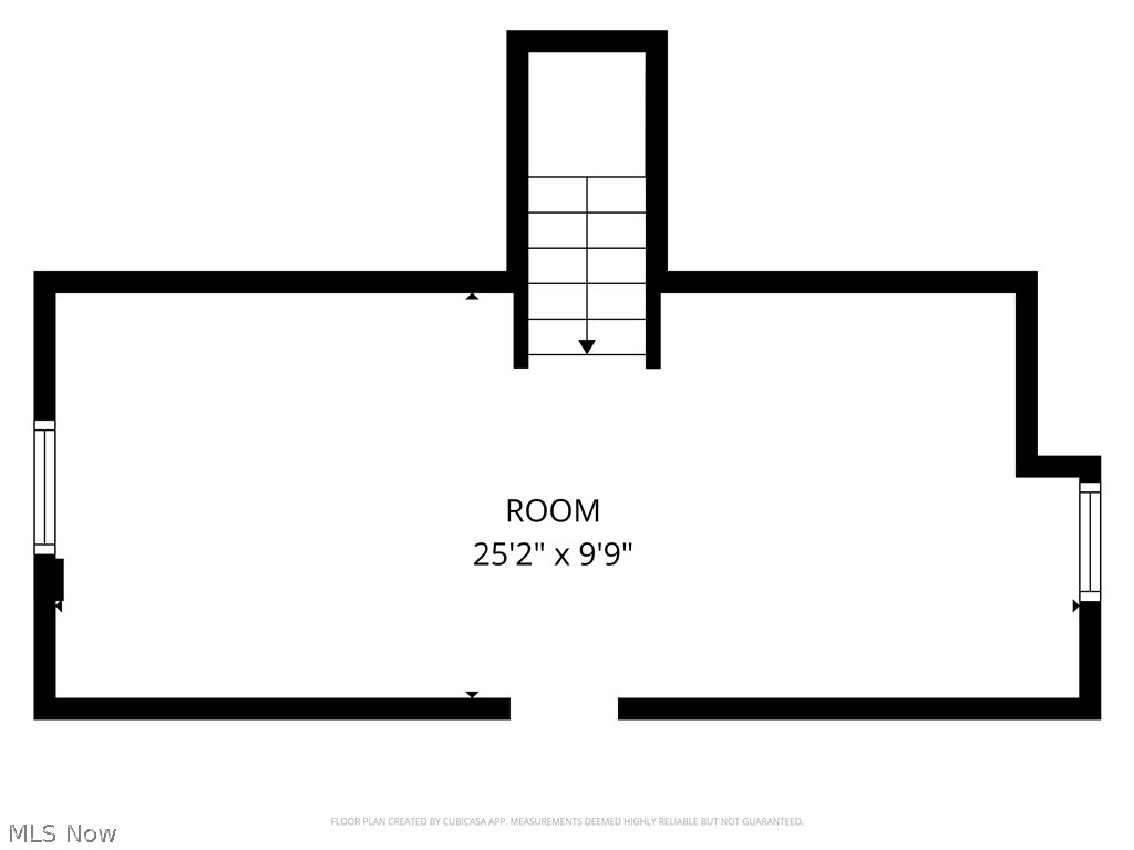 391 Reed Avenue Akron, OH 44301 - Photo 38 of 40 3RD FLOOR FLEX ROOM