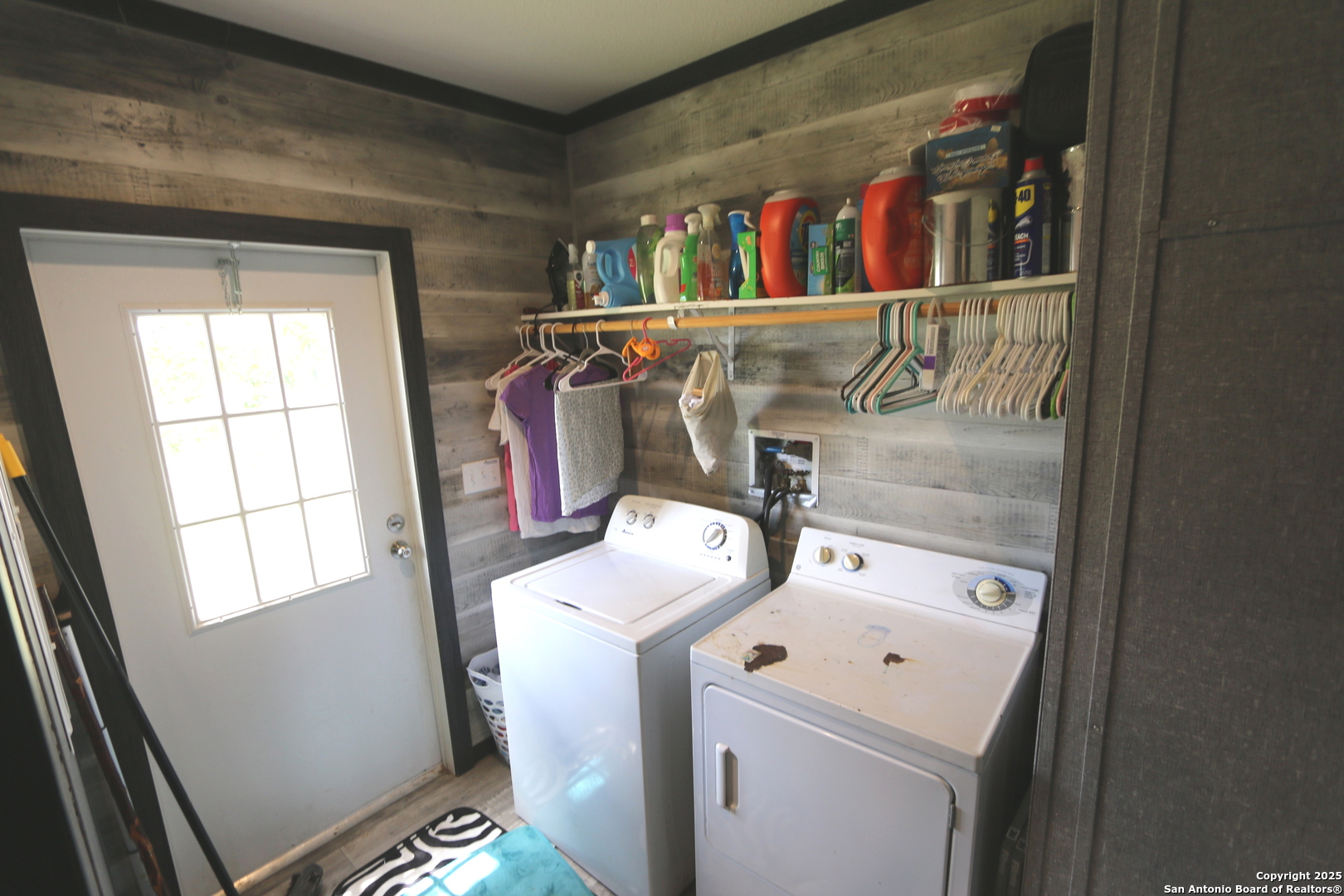 7510 Pittman Road Adkins, TX 78101 - Photo 20 of 42 a utility room with dryer and washer
