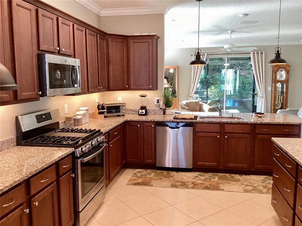 7921 Southwest 85th Loop Ocala, FL 34476 - Photo 8 of 28 Gallery Image 8