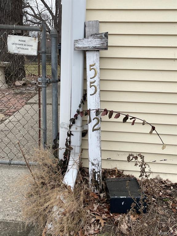 55.5 Kensington Boulevard Pleasant Ridge, MI 48069 - Photo 2 of 19