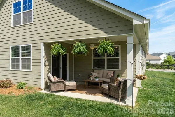 $500,000 | 2214 Seagull Drive, Denver, NC 28037