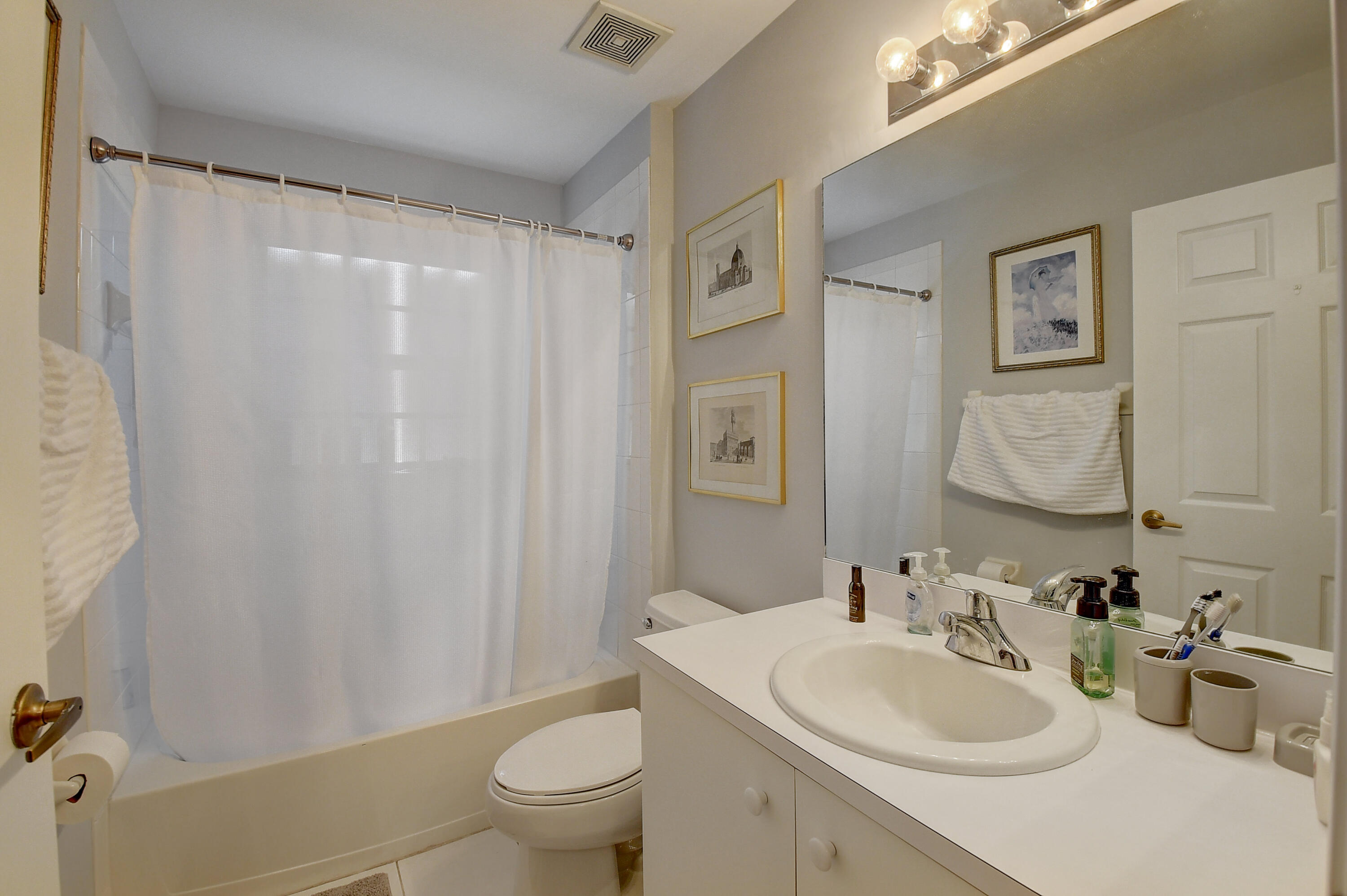 6056 Petunia Road Delray Beach, FL 33484 - Photo 18 of 52 2 (18)