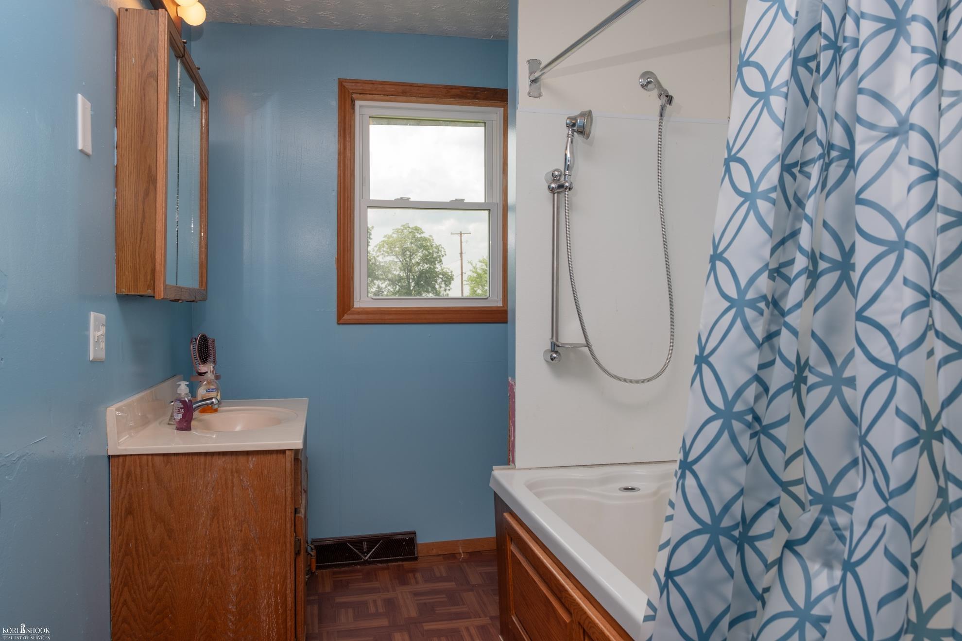 2200 East Riley Road Owosso, MI 48867 - Photo 20 of 34