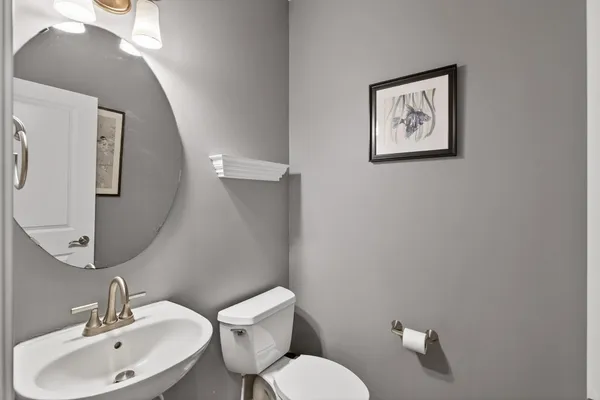 $689,000 | 5040 Kimberly Lane North, Plymouth, MN 55446