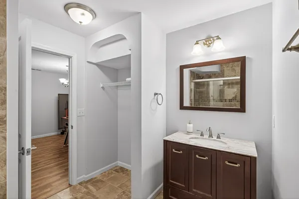 $689,000 | 5040 Kimberly Lane North, Plymouth, MN 55446