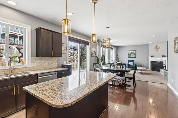 $689,000 | 5040 Kimberly Lane North, Plymouth, MN 55446