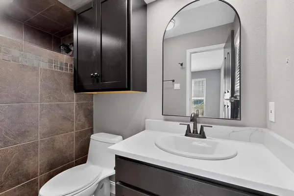 $2,400 | 3675 Rickshaw Drive, Unit 3671, Dallas, TX 75229