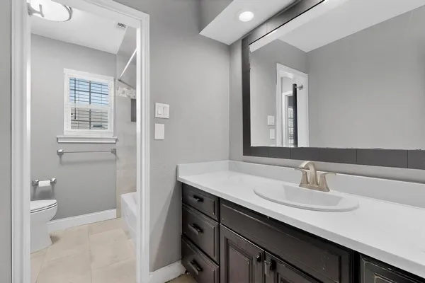 $2,400 | 3675 Rickshaw Drive, Unit 3671, Dallas, TX 75229