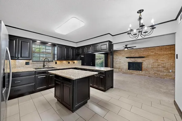 $2,400 | 3675 Rickshaw Drive, Unit 3671, Dallas, TX 75229