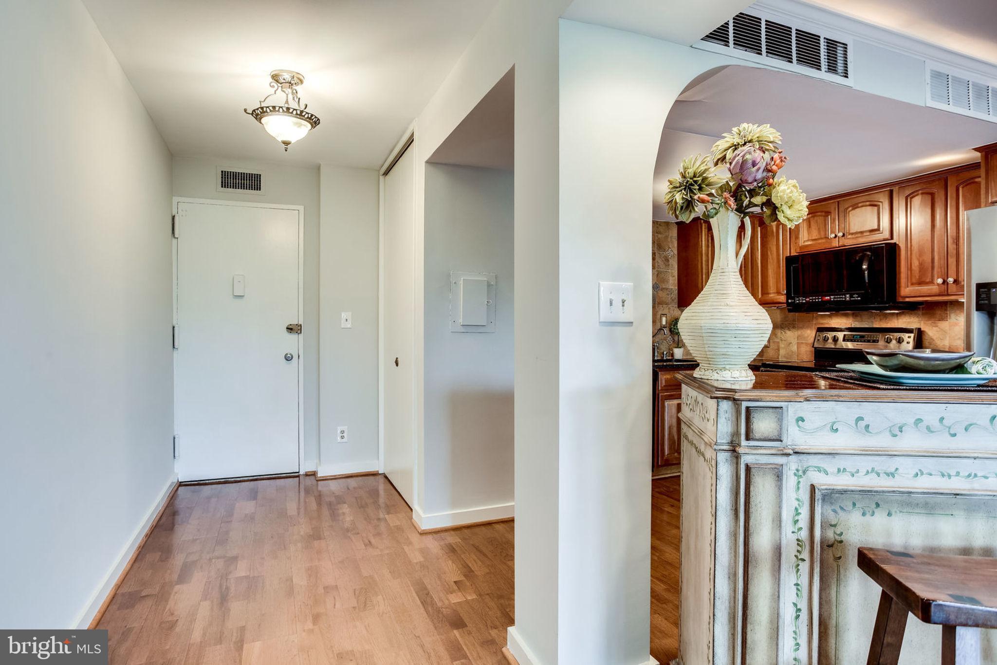 11400 Washington Plaza West, Unit 801 Reston, VA 20190 - Photo 7 of 60