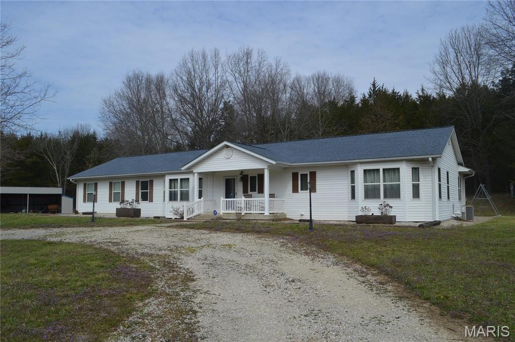 222 Scanland Farm Road Montgomery City, MO 63361 - Photo 2 of 69