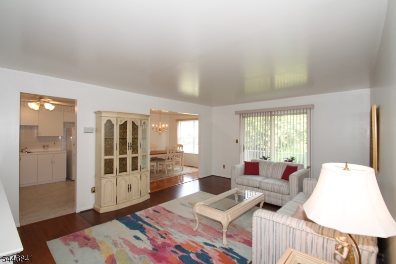 27 Gracie Road East Hanover, NJ 07936 - Photo 1 of 17
