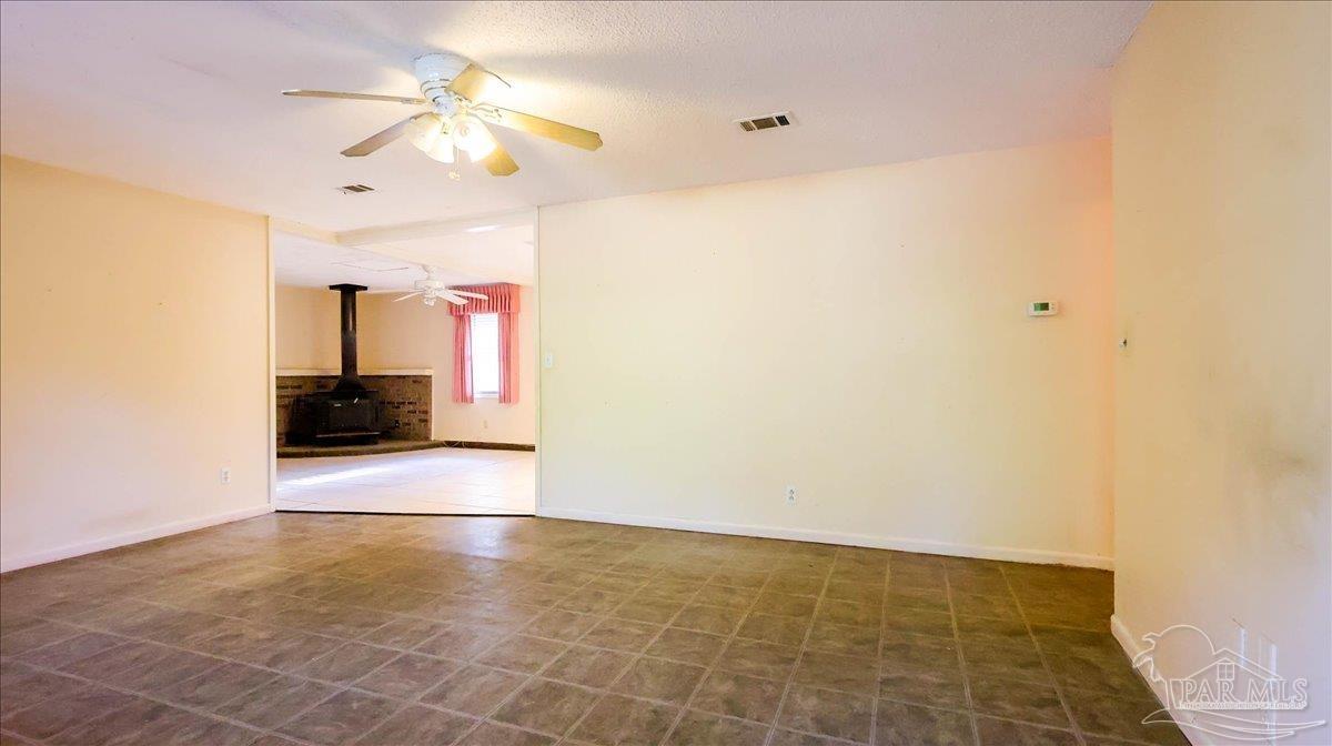 4237 Audiss Road Milton, FL 32583 - Photo 6 of 31 Gallery Image 6