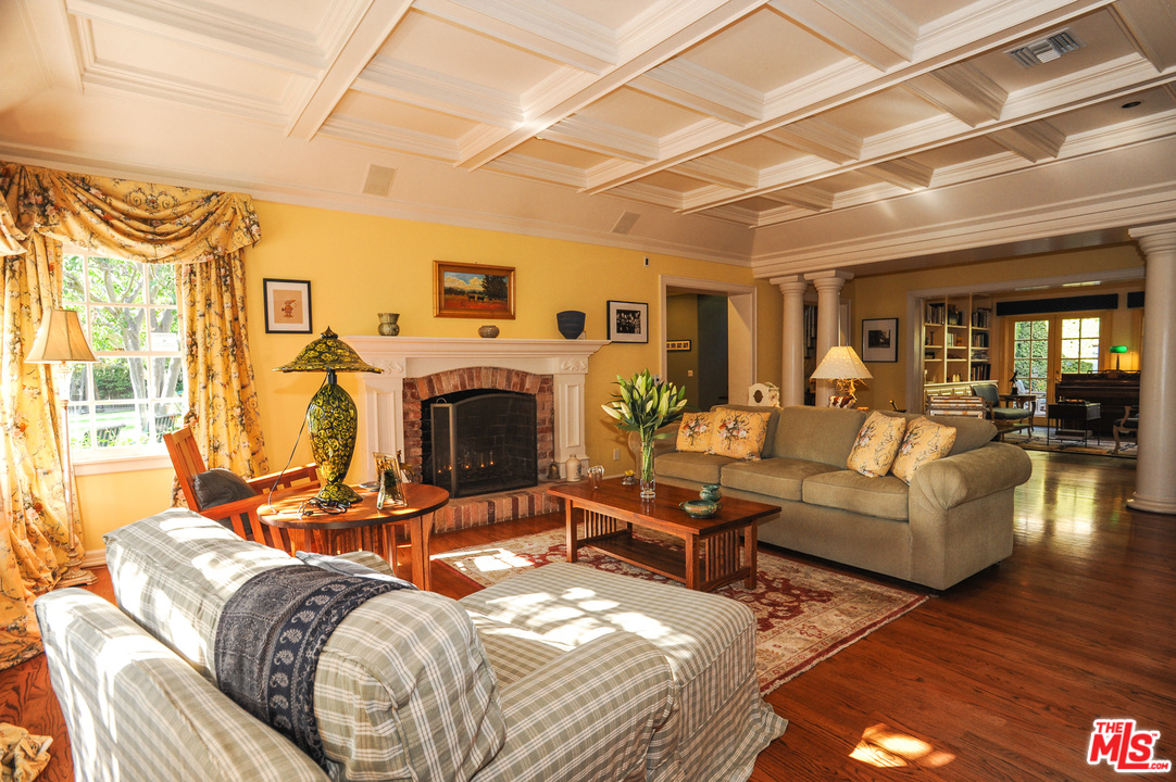 2826 Roscomare Road Los Angeles, CA 90077 - Photo 6 of 28