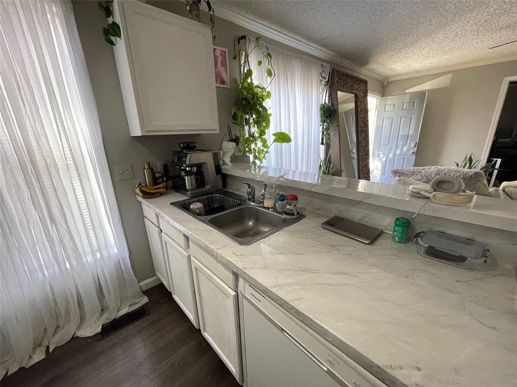 2905 Southwest Archer Road, Unit S4022 Gainesville, FL 32608 - Photo 10 of 30