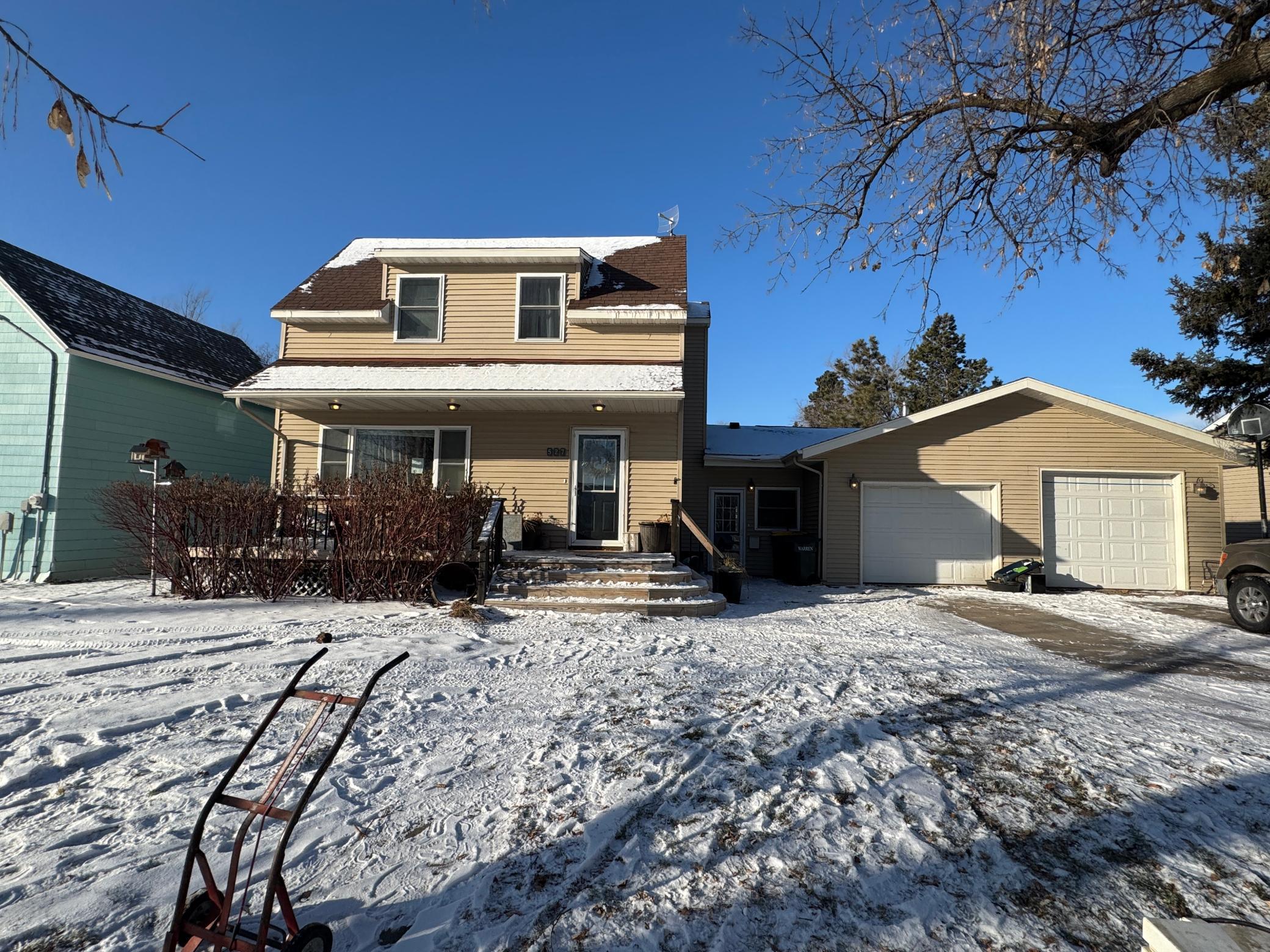 527 East Riverside Avenue Warren, MN 56762 - Photo 1 of 1 Gallery Image 1
