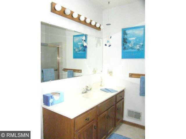 1817 Victoria Road South Mendota Heights, MN 55118 - Photo 10 of 16 Gallery Image 10
