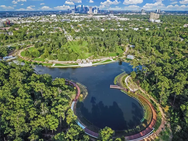 a view of a lake with a mountain