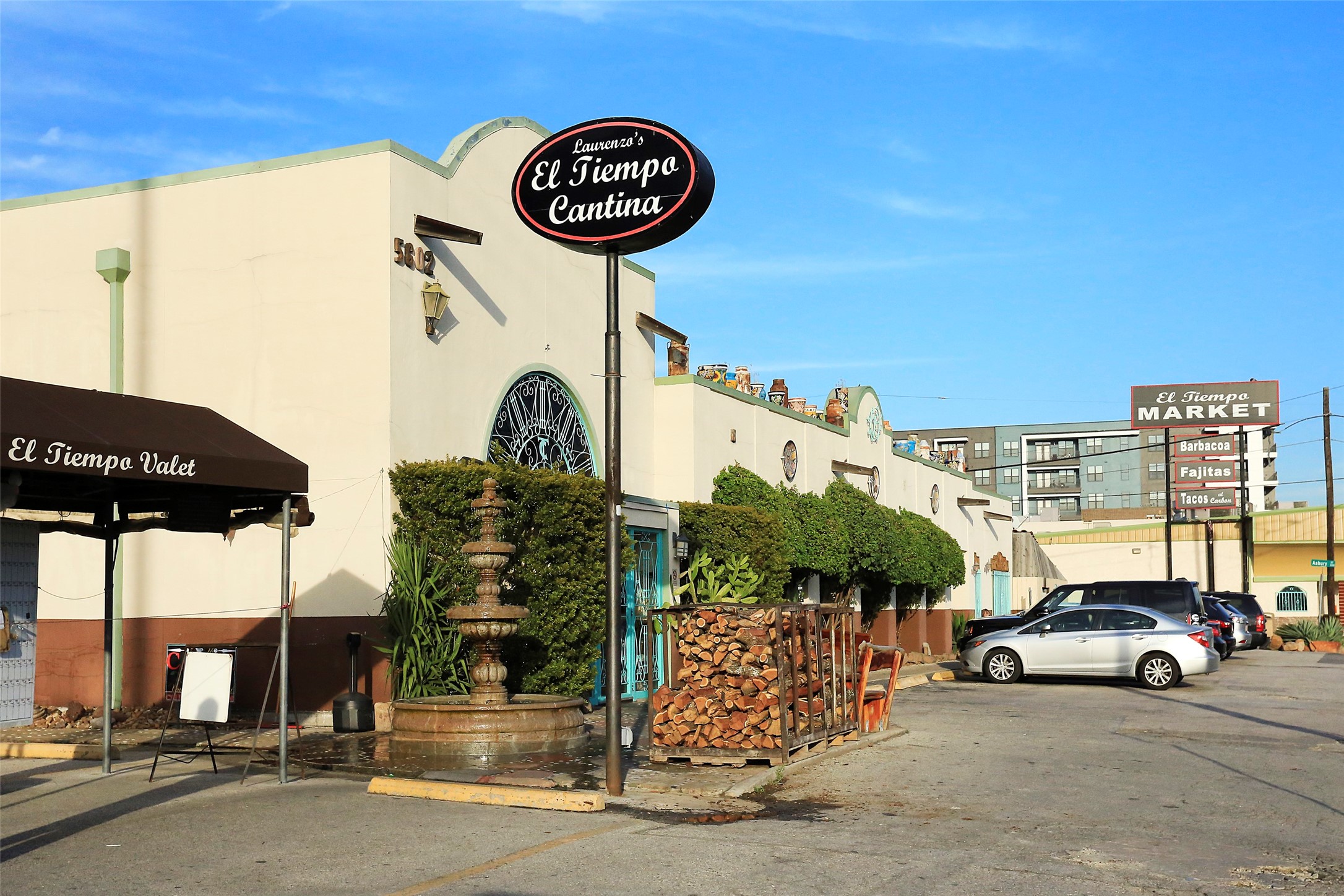 902 Roy Street Houston, TX 77007 - Photo 46 of 50 a view of parking