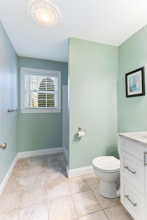 3 Carleton Street, Unit 3 Wareham, MA 02558 - Photo 32 of 41