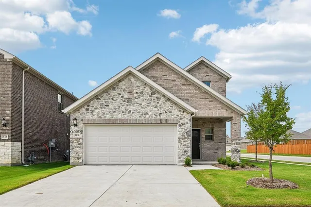 $2,400 | 518 Willet Drive, McKinney, TX 75069