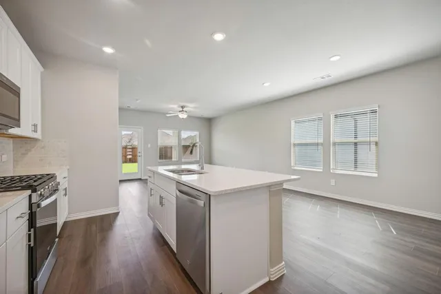 $2,400 | 518 Willet Drive, McKinney, TX 75069